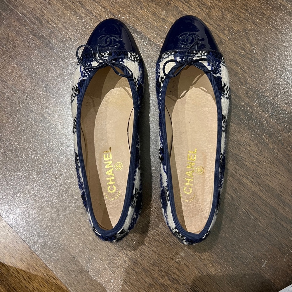 Chanel C width ballet flat size 41